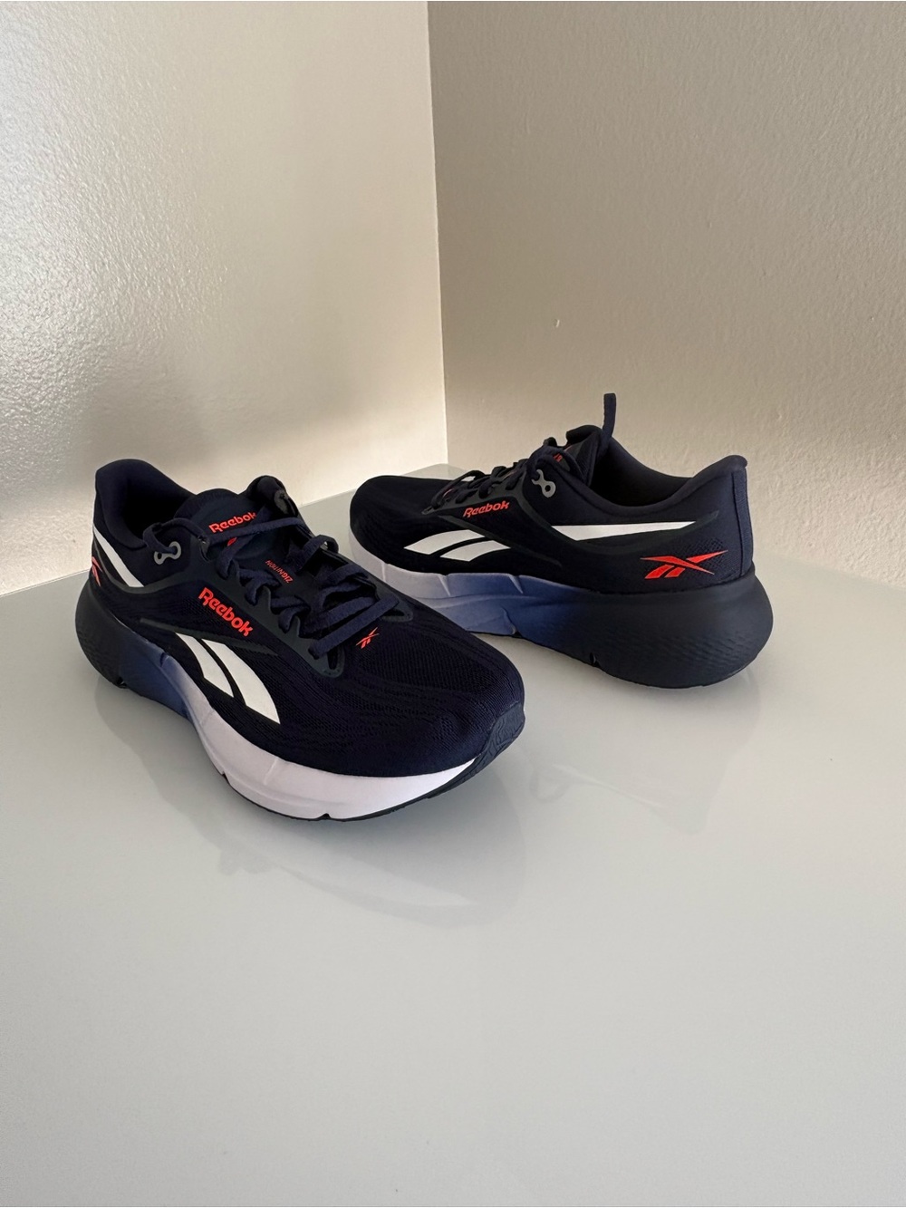 Reebok Zignition - Men’s Athletic Sneakers - Size 11